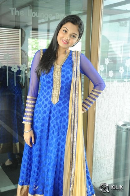 Pragati-Chourasiya-at-Basthi-Movie-Trailer-Launch